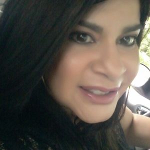 Meet your Posher, Ivette